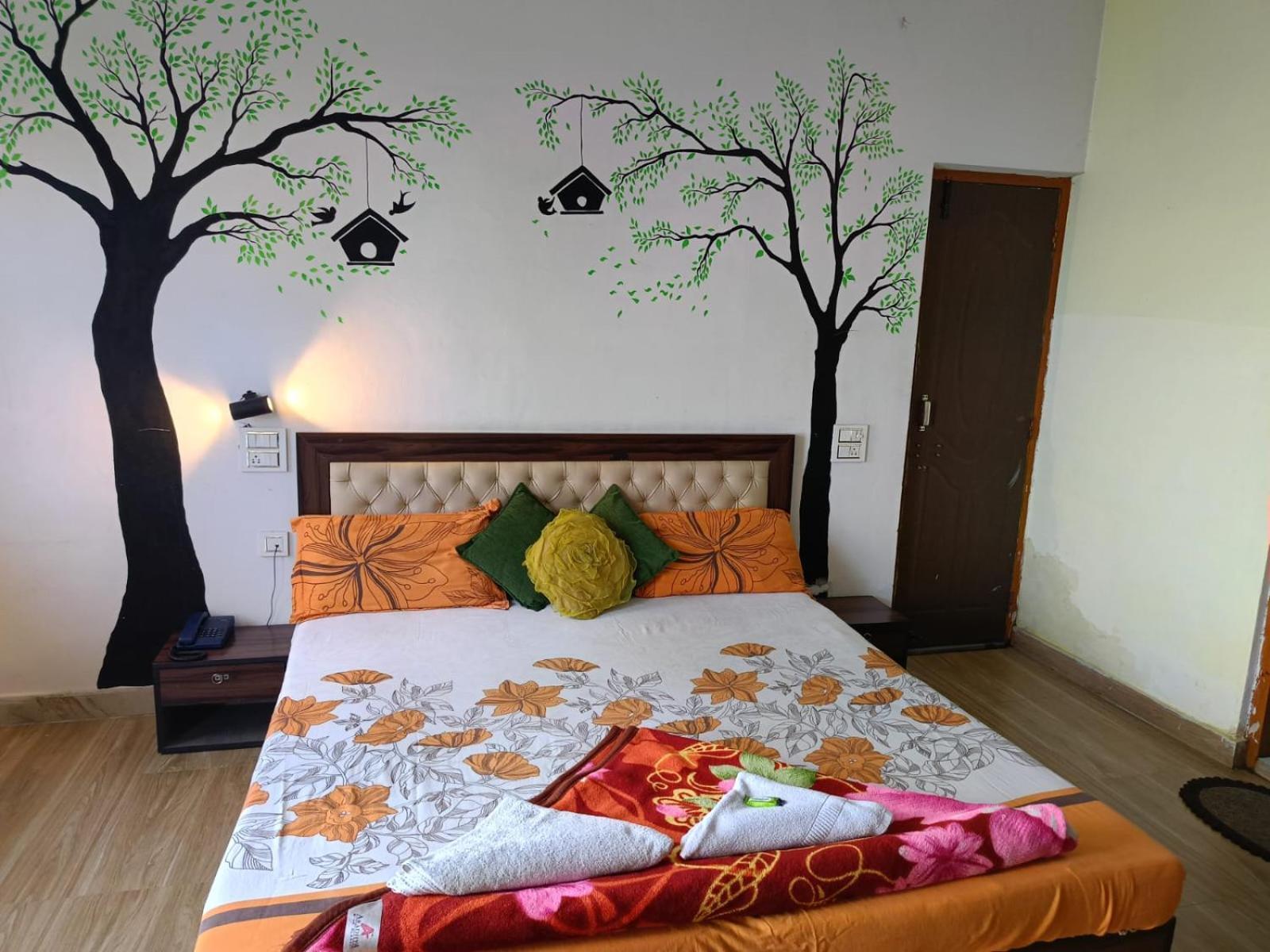 Joshi Holiday Home Stay Lansdowne Exterior foto